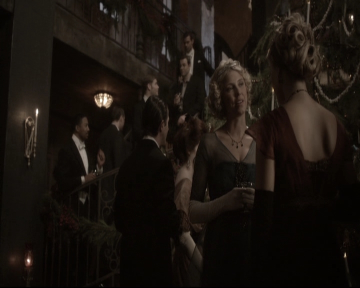 VampireDiariesWorld_dot_nl-TheOriginals_2x09TheMapOfMoments1938.jpg