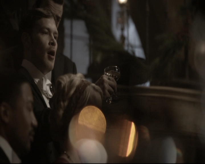 VampireDiariesWorld_dot_nl-TheOriginals_2x09TheMapOfMoments1957.jpg