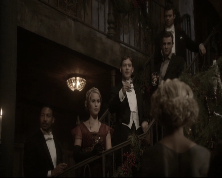 VampireDiariesWorld_dot_nl-TheOriginals_2x09TheMapOfMoments1962.jpg