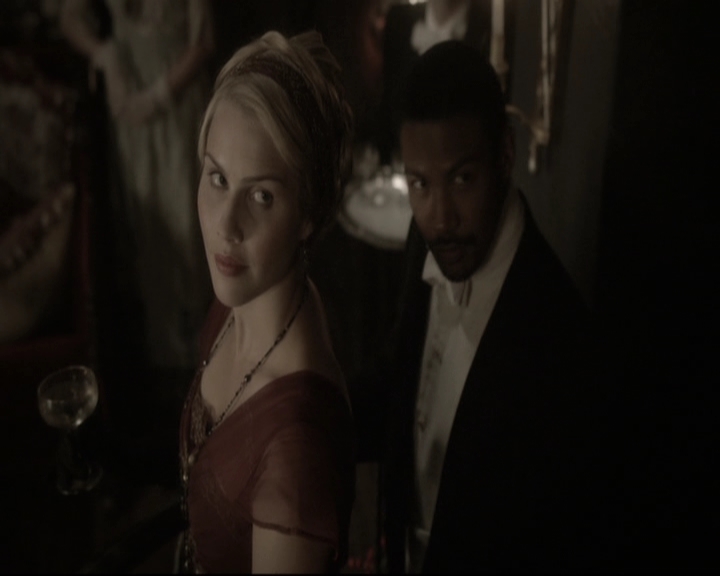 VampireDiariesWorld_dot_nl-TheOriginals_2x09TheMapOfMoments1972.jpg