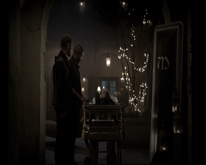 VampireDiariesWorld_dot_nl-TheOriginals_2x09TheMapOfMoments2202.jpg