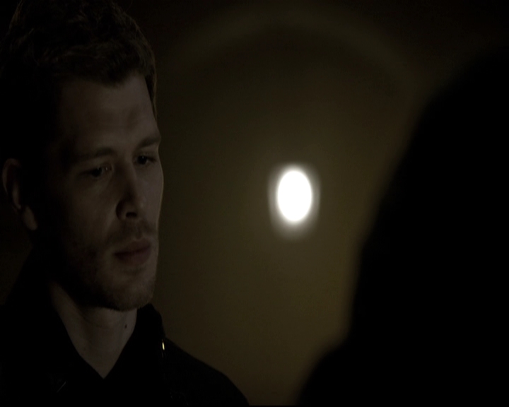 VampireDiariesWorld_dot_nl-TheOriginals_2x09TheMapOfMoments2219.jpg