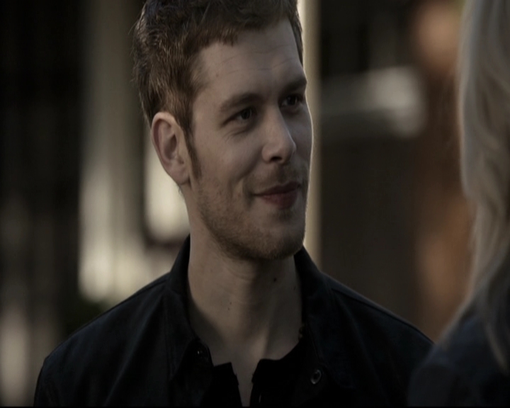 VampireDiariesWorld_dot_nl-TheOriginals_2x10GonnaSetYourFlagOnFire0100.jpg