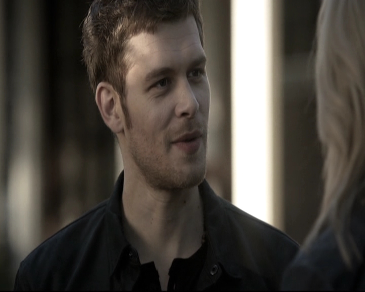 VampireDiariesWorld_dot_nl-TheOriginals_2x10GonnaSetYourFlagOnFire0101.jpg