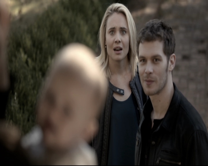 VampireDiariesWorld_dot_nl-TheOriginals_2x10GonnaSetYourFlagOnFire0120.jpg