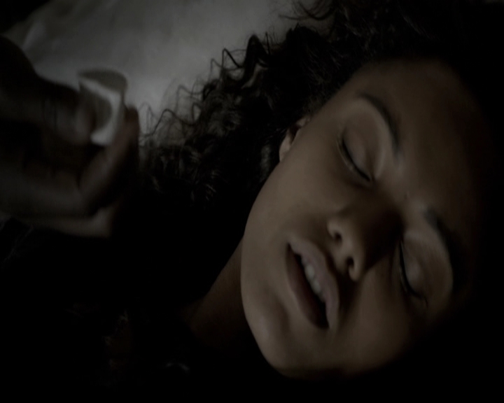 VampireDiariesWorld_dot_nl-TheOriginals_2x10GonnaSetYourFlagOnFire0216.jpg