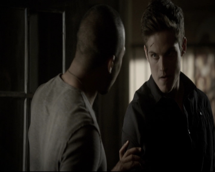 VampireDiariesWorld_dot_nl-TheOriginals_2x11BrotherhoodOfTheDamned0610.jpg