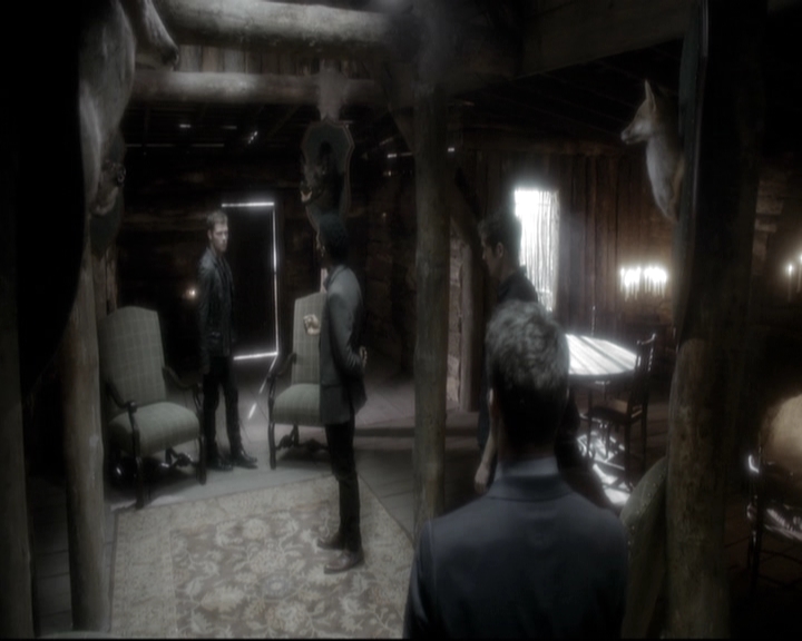 VampireDiariesWorld_dot_nl-TheOriginals_2x11BrotherhoodOfTheDamned0800.jpg