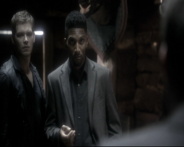 VampireDiariesWorld_dot_nl-TheOriginals_2x11BrotherhoodOfTheDamned0843.jpg