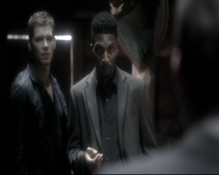 VampireDiariesWorld_dot_nl-TheOriginals_2x11BrotherhoodOfTheDamned0846.jpg