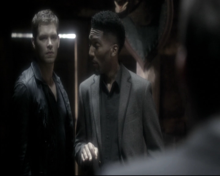 VampireDiariesWorld_dot_nl-TheOriginals_2x11BrotherhoodOfTheDamned0848.jpg