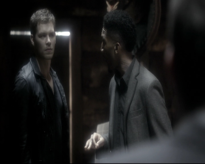 VampireDiariesWorld_dot_nl-TheOriginals_2x11BrotherhoodOfTheDamned0849.jpg