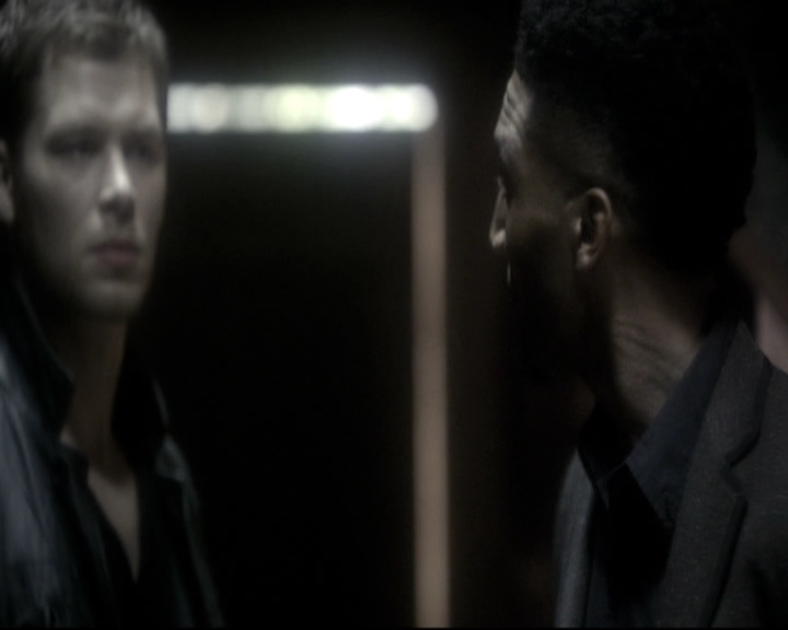 VampireDiariesWorld_dot_nl-TheOriginals_2x11BrotherhoodOfTheDamned0859.jpg