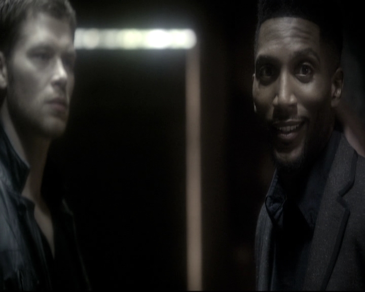 VampireDiariesWorld_dot_nl-TheOriginals_2x11BrotherhoodOfTheDamned0866.jpg