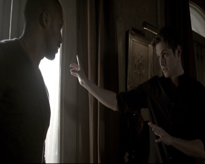 VampireDiariesWorld_dot_nl-TheOriginals_2x11BrotherhoodOfTheDamned1209.jpg