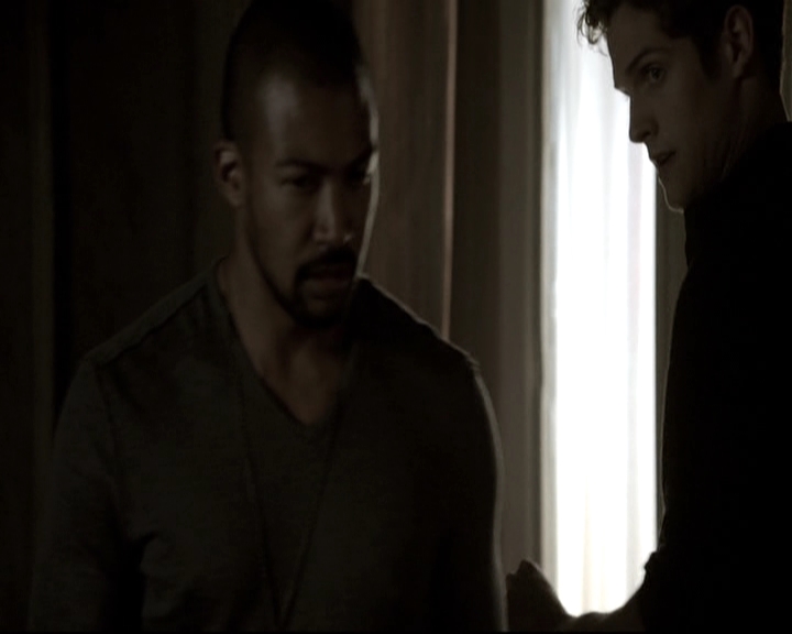 VampireDiariesWorld_dot_nl-TheOriginals_2x11BrotherhoodOfTheDamned1214.jpg