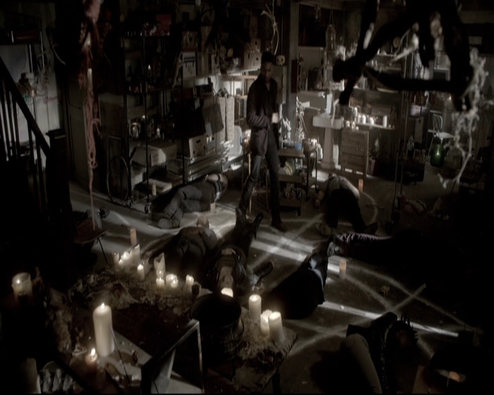 VampireDiariesWorld_dot_nl-TheOriginals_2x12Sanctuary0385.jpg