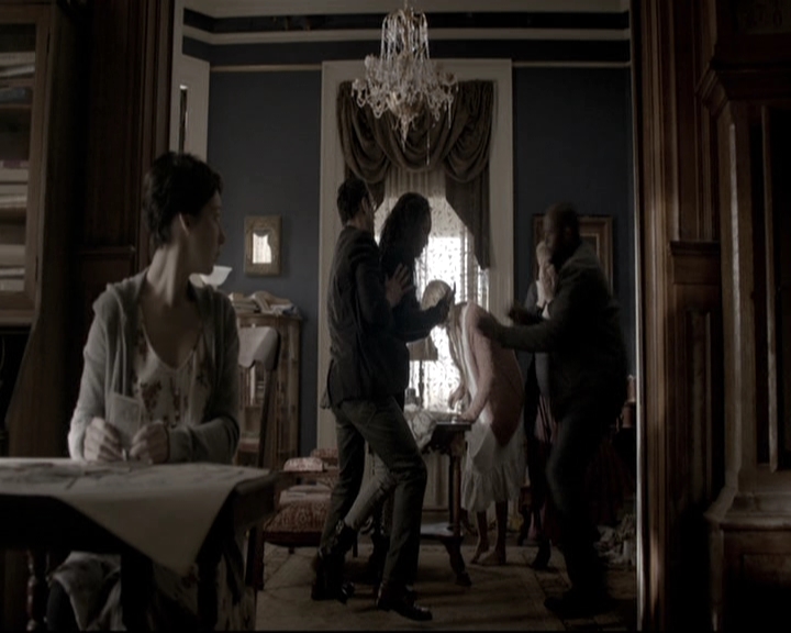 VampireDiariesWorld_dot_nl-TheOriginals_2x12Sanctuary0660.jpg