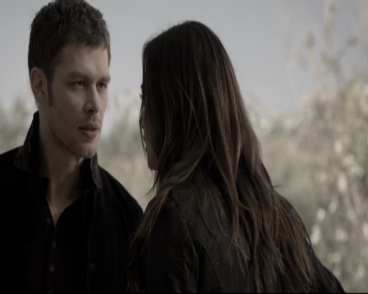 VampireDiariesWorld_dot_nl-TheOriginals_2x12Sanctuary0906.jpg