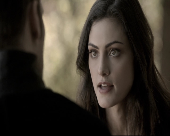 VampireDiariesWorld_dot_nl-TheOriginals_2x12Sanctuary0910.jpg