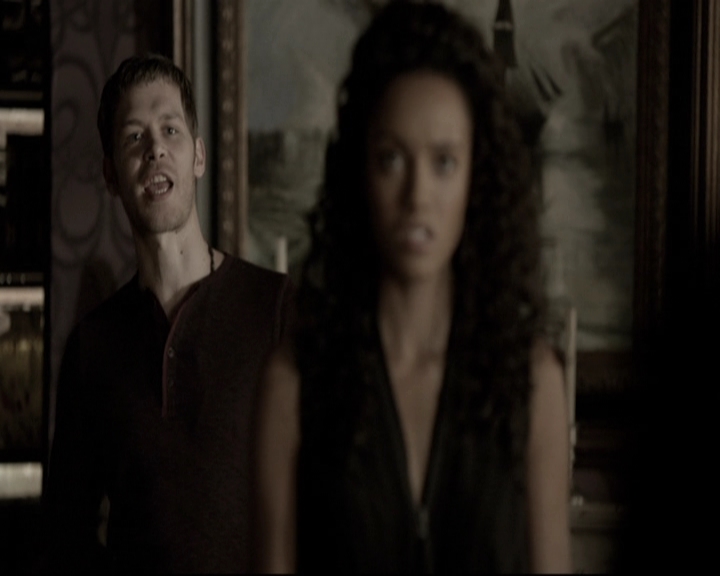 VampireDiariesWorld_dot_nl-TheOriginals_2x13TheDevilIsDamned0314.jpg