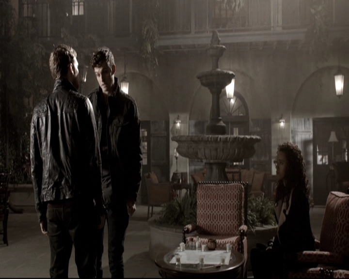 VampireDiariesWorld_dot_nl-TheOriginals_2x13TheDevilIsDamned0708.jpg