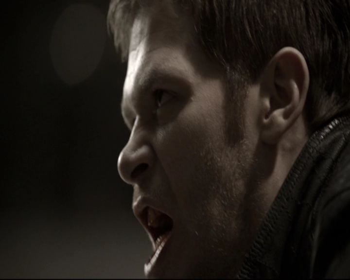 VampireDiariesWorld_dot_nl-TheOriginals_2x13TheDevilIsDamned1070.jpg