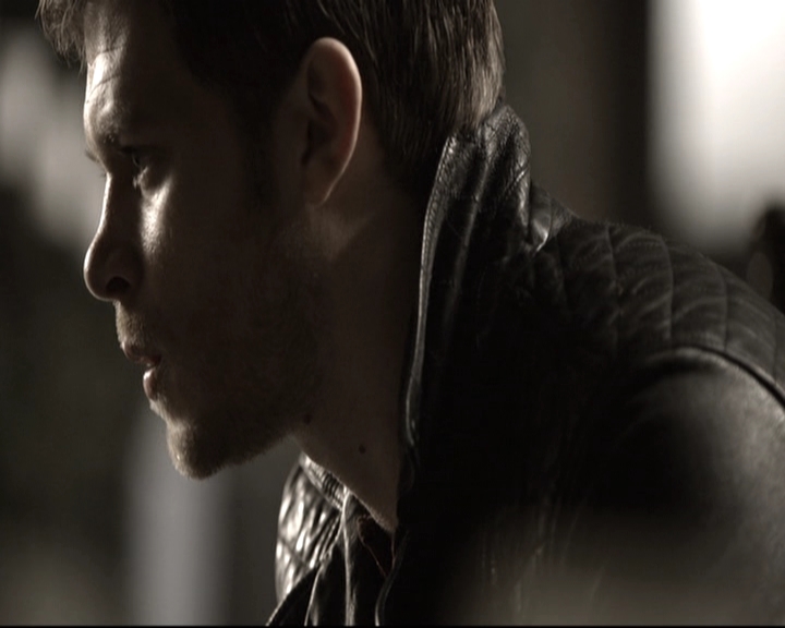 VampireDiariesWorld_dot_nl-TheOriginals_2x13TheDevilIsDamned1128.jpg