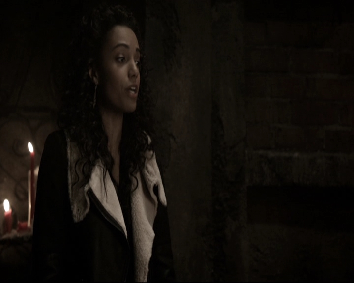 VampireDiariesWorld_dot_nl-TheOriginals_2x13TheDevilIsDamned1599.jpg