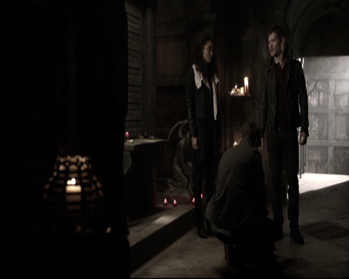 VampireDiariesWorld_dot_nl-TheOriginals_2x13TheDevilIsDamned1663.jpg