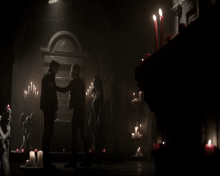 VampireDiariesWorld_dot_nl-TheOriginals_2x13TheDevilIsDamned1830.jpg