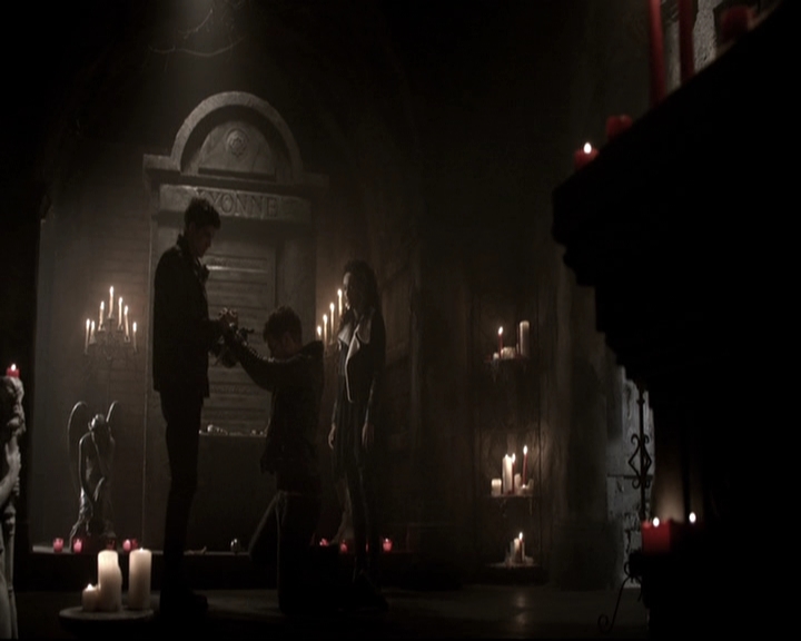 VampireDiariesWorld_dot_nl-TheOriginals_2x13TheDevilIsDamned1844.jpg