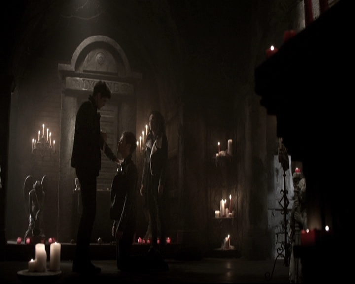 VampireDiariesWorld_dot_nl-TheOriginals_2x13TheDevilIsDamned1850.jpg