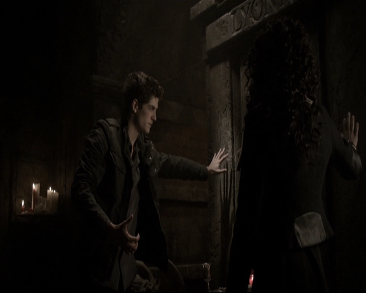 VampireDiariesWorld_dot_nl-TheOriginals_2x13TheDevilIsDamned1863.jpg