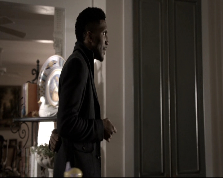 VampireDiariesWorld_dot_nl-TheOriginals_2x13TheDevilIsDamned1881.jpg