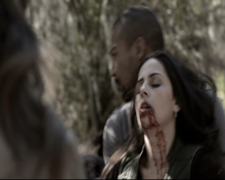 VampireDiariesWorld_dot_nl-TheOriginals_2x13TheDevilIsDamned1977.jpg