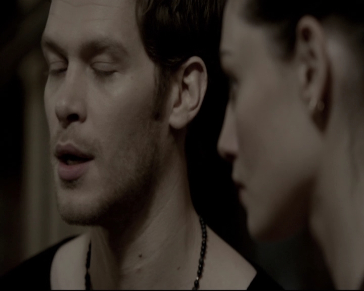 VampireDiariesWorld_dot_nl-TheOriginals_2x14GoodbyeILoveYou0601.jpg