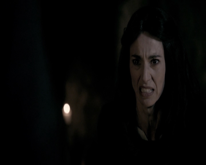 VampireDiariesWorld-dot-nl_TheOriginals-2x16SaveMySoul-DeletedScenes0026.jpg