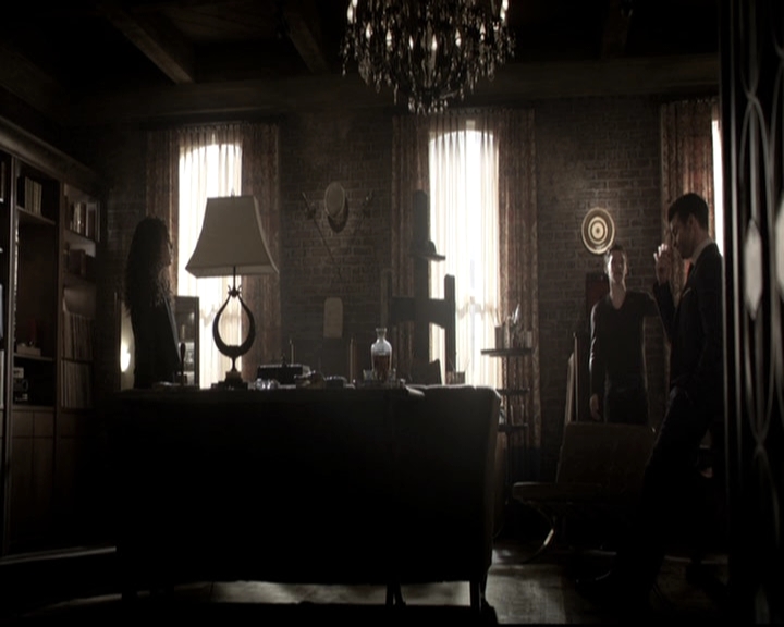 VampireDiariesWorld_dot_nl-TheOriginals_2x16SaveMySoul1108.jpg