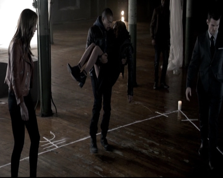 VampireDiariesWorld_dot_nl-TheOriginals_2x17ExquisiteCorpse1516.jpg