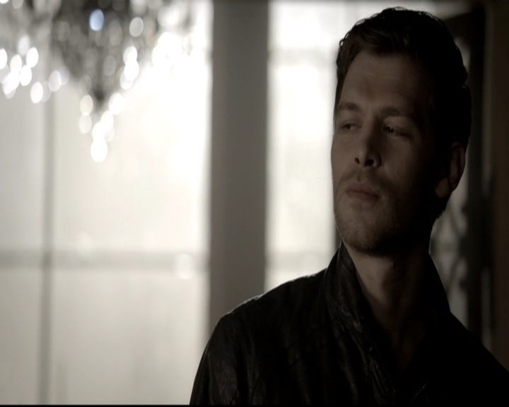 VampireDiariesWorld_dot_nl-TheOriginals_2x17ExquisiteCorpse1966.jpg