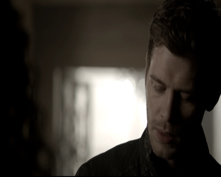 VampireDiariesWorld_dot_nl-TheOriginals_2x17ExquisiteCorpse1988.jpg