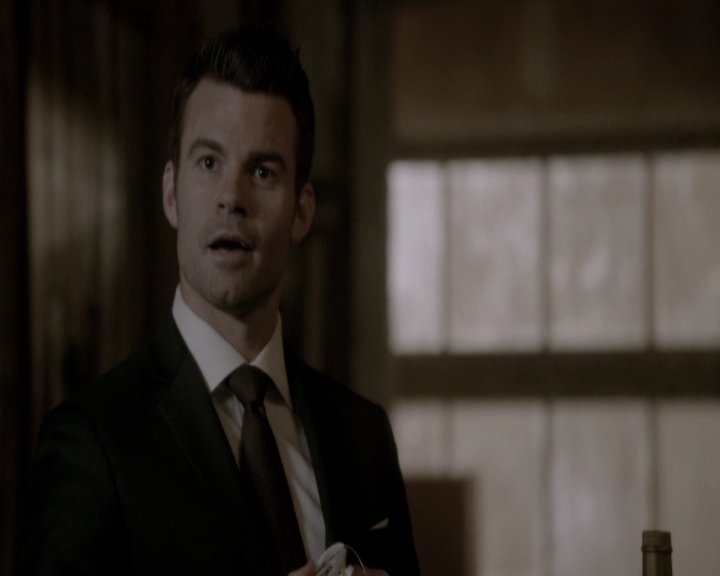 VampireDiariesWorld-dot-nl_TheOriginals-2x18NightHasAThousandEyes-DeletedScenes0023.jpg