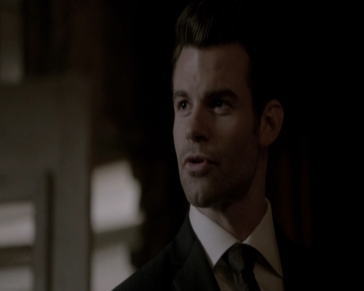 VampireDiariesWorld-dot-nl_TheOriginals-2x18NightHasAThousandEyes-DeletedScenes0031.jpg