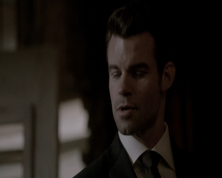 VampireDiariesWorld-dot-nl_TheOriginals-2x18NightHasAThousandEyes-DeletedScenes0032.jpg