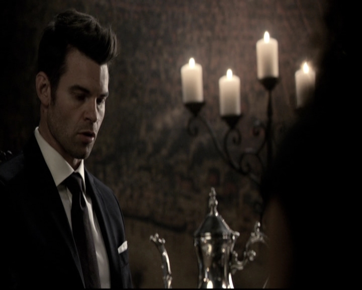 VampireDiariesWorld_dot_nl-TheOriginals_2x18NightHasAThousandEyes0171.jpg