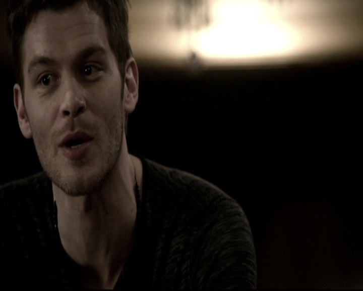 VampireDiariesWorld_dot_nl-TheOriginals_2x18NightHasAThousandEyes0202.jpg