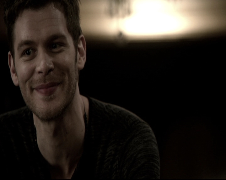 VampireDiariesWorld_dot_nl-TheOriginals_2x18NightHasAThousandEyes0203.jpg