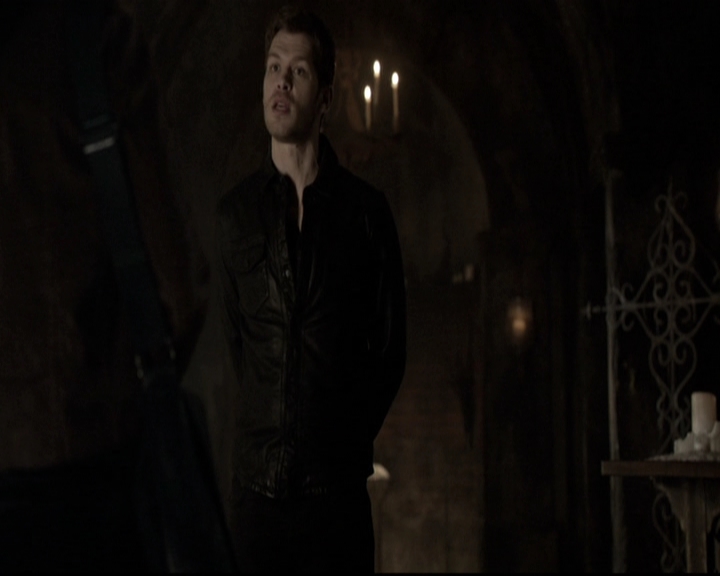 VampireDiariesWorld_dot_nl-TheOriginals_2x18NightHasAThousandEyes0250.jpg