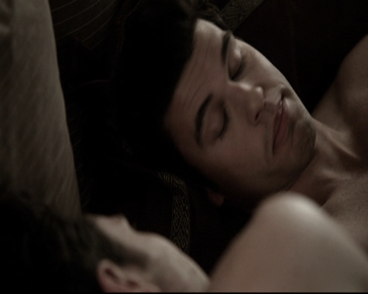 VampireDiariesWorld_dot_nl-TheOriginals_2x18NightHasAThousandEyes0300.jpg